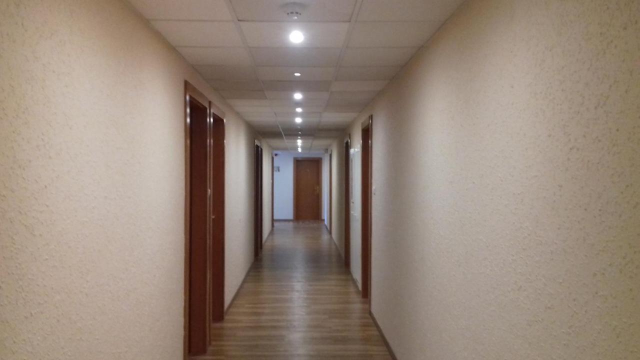 Homoky Hotels Bestline Hotel บูดาเปสต์ ภายนอก รูปภาพ