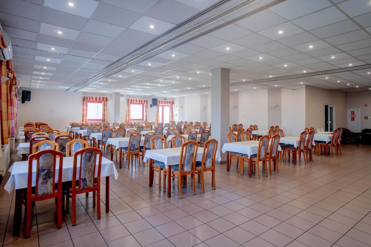 Homoky Hotels Bestline Hotel บูดาเปสต์ ภายนอก รูปภาพ