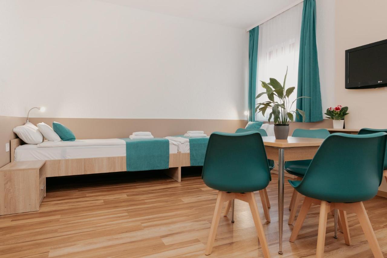 Homoky Hotels Bestline Hotel บูดาเปสต์ ภายนอก รูปภาพ