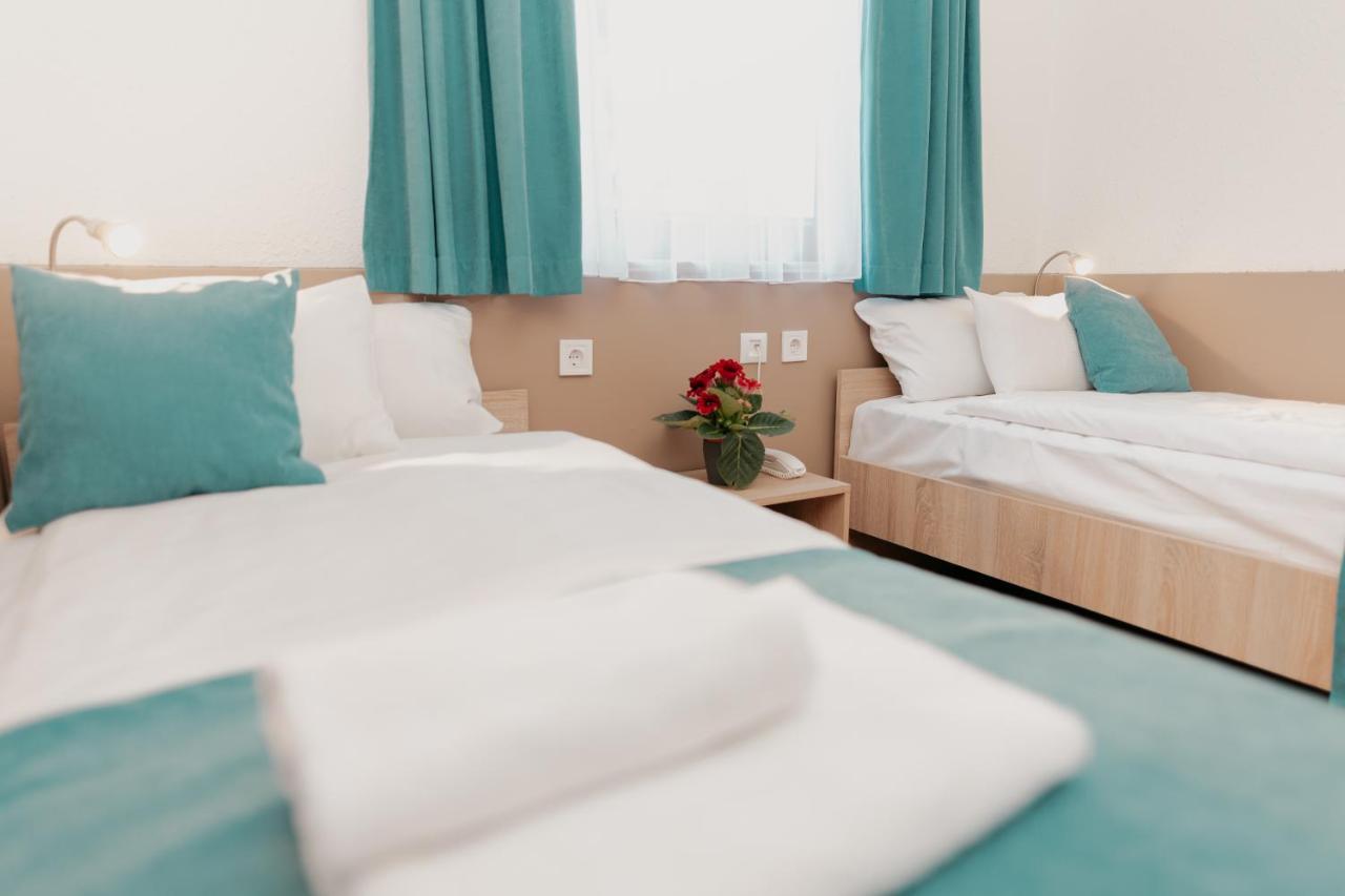 Homoky Hotels Bestline Hotel บูดาเปสต์ ภายนอก รูปภาพ