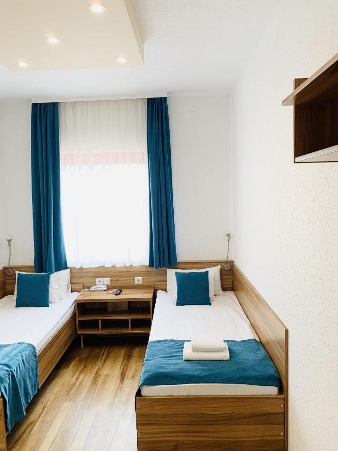 Homoky Hotels Bestline Hotel บูดาเปสต์ ภายนอก รูปภาพ